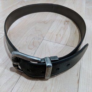 Levi's black leather belt
